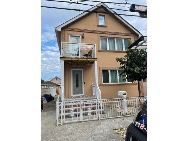 302 Moreland Street - Photo 1