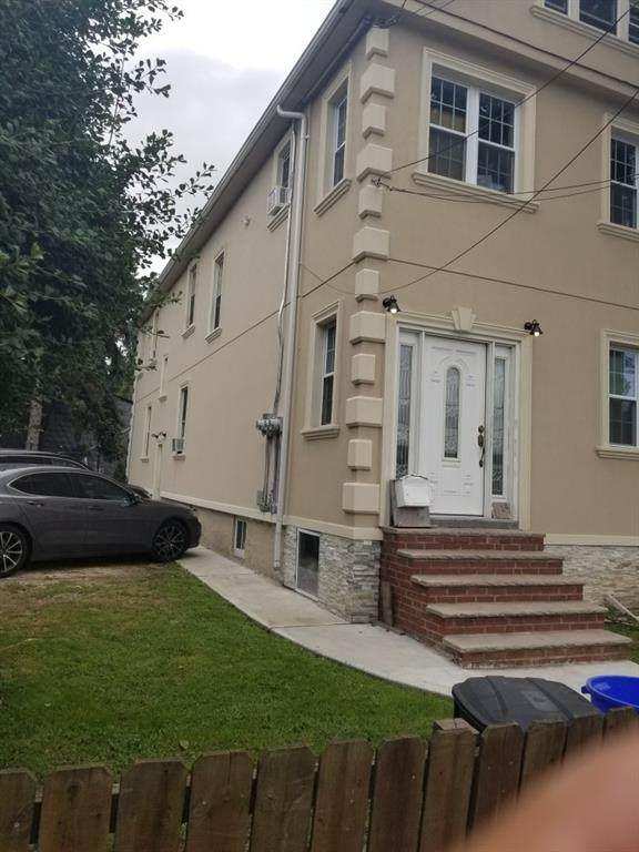 1124 Forest Avenue - Photo 1