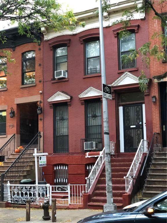 418 Franklin Avenue - Photo 1