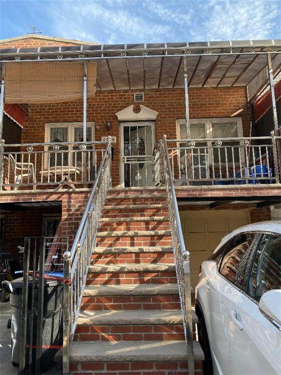 2349 Bragg Street - Photo 1