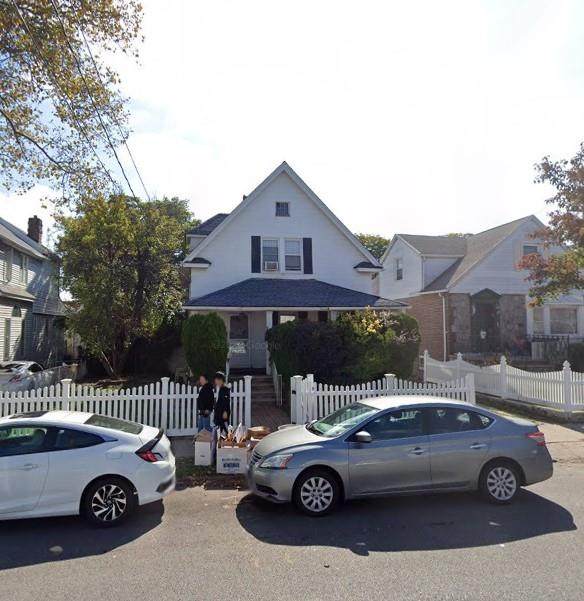 4106 Avenue T - Photo 1