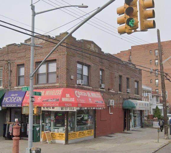 1823 Avenue U - Photo 1