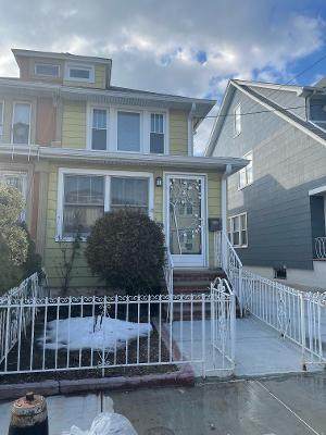 1006 40th Street - Photo 1