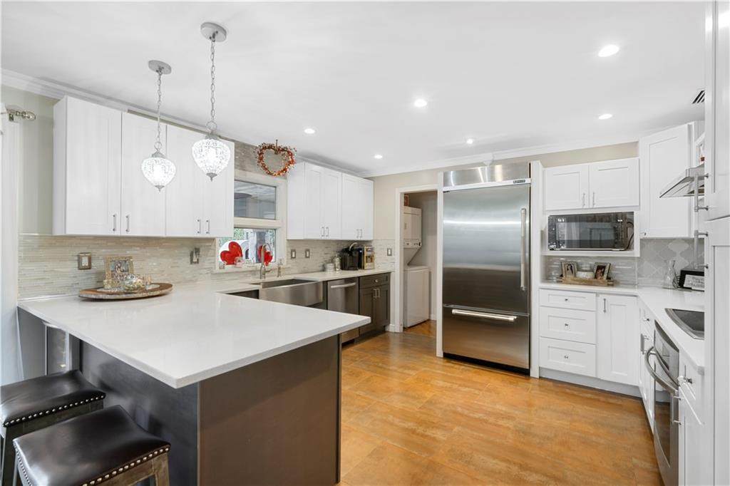 17 Inez Street - Photo 1