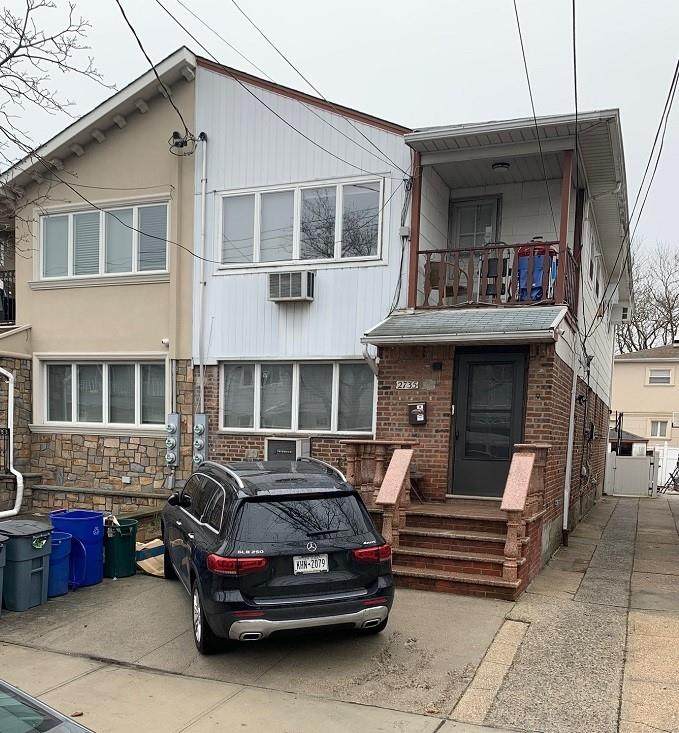 2735 64th Street - Photo 1