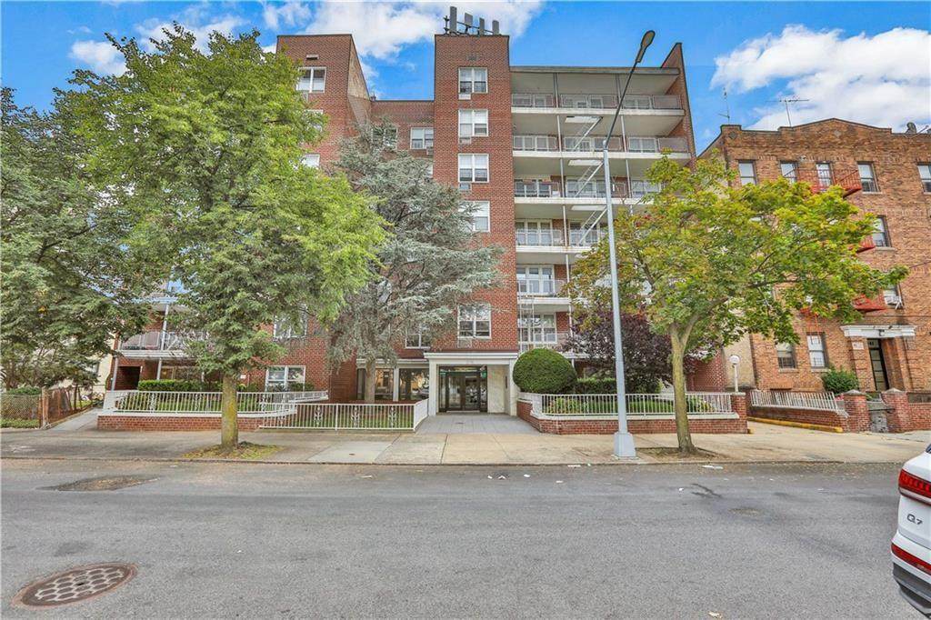 2035 7th Street - Photo 1