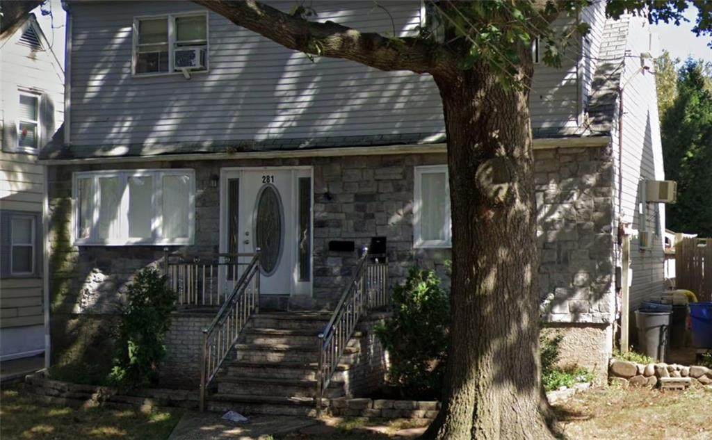 281 Gansevoort Boulevard - Photo 1