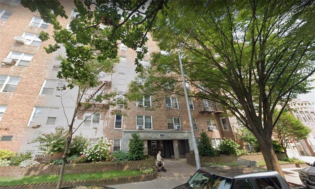 759 10th Street - Photo 1