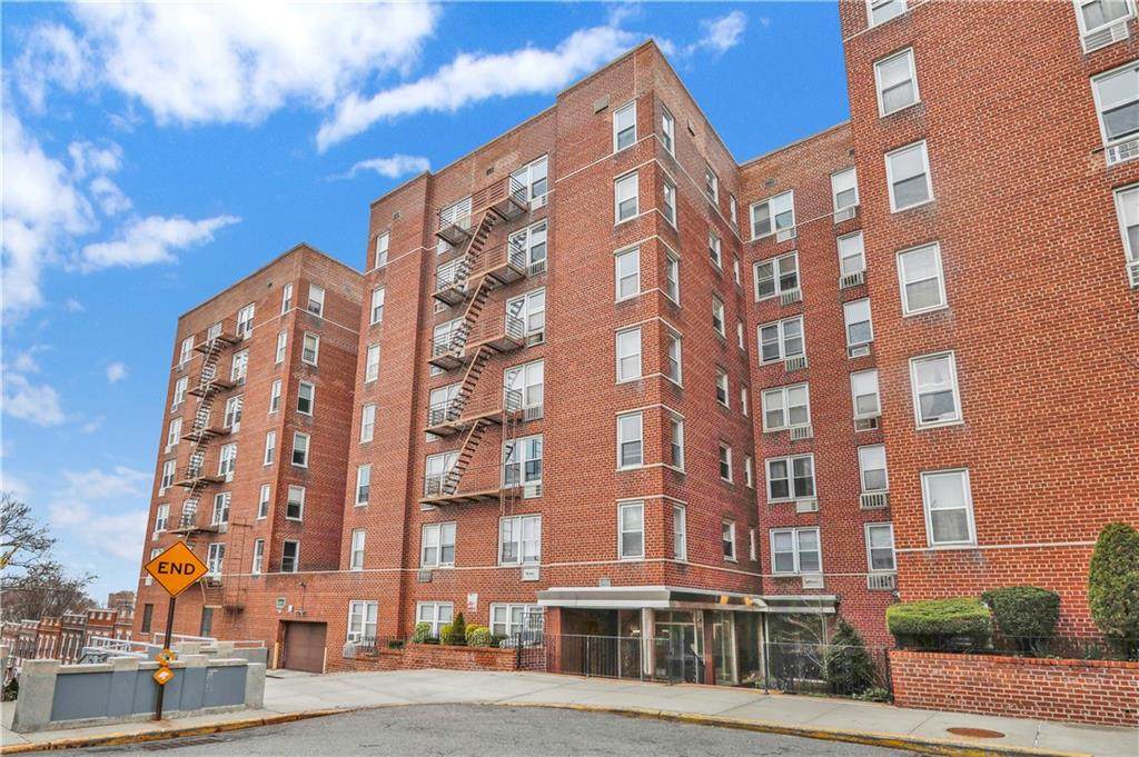 131 74th Street - Photo 1