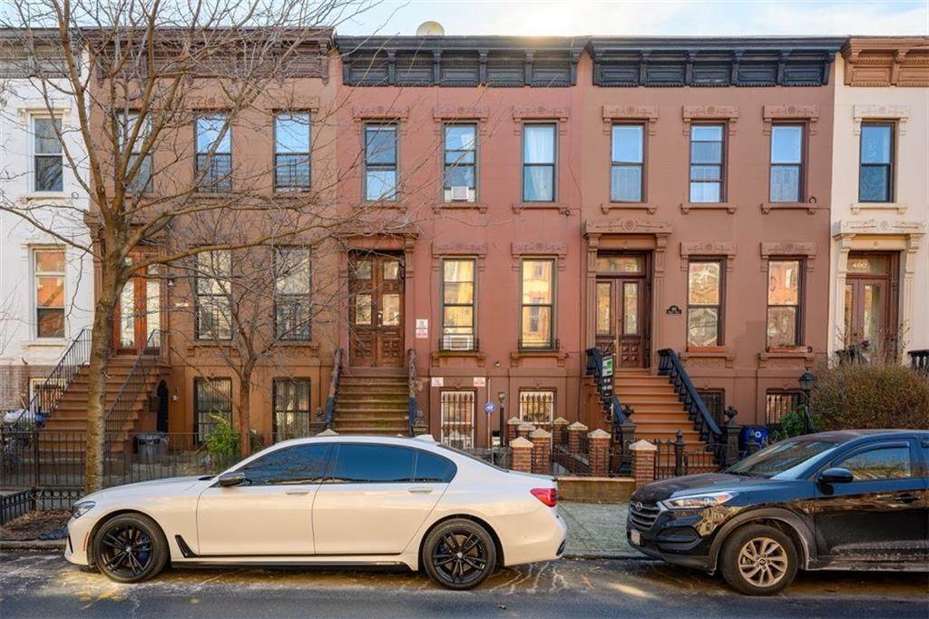 494 Halsey Street - Photo 1