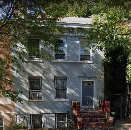 390 Saint Marks Place - Photo 1