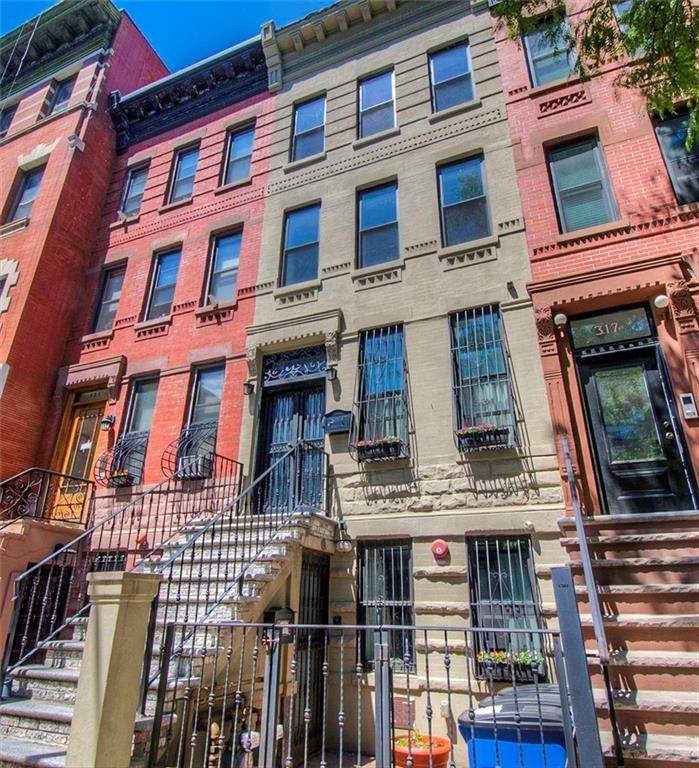 319 137th Street - Photo 1