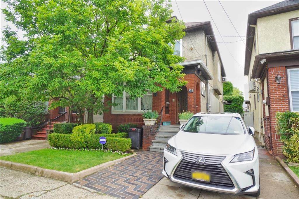879 East 26th Street - Photo 1