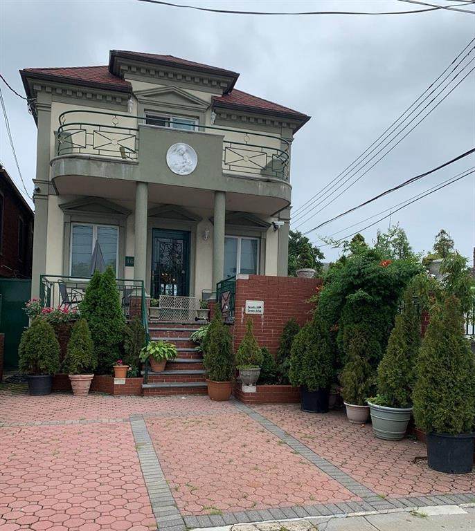 1602 Shore Boulevard - Photo 1