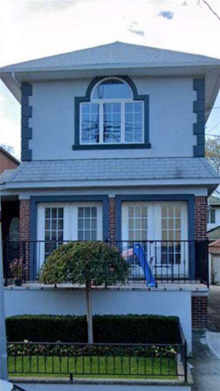 1576 27th Street - Photo 1