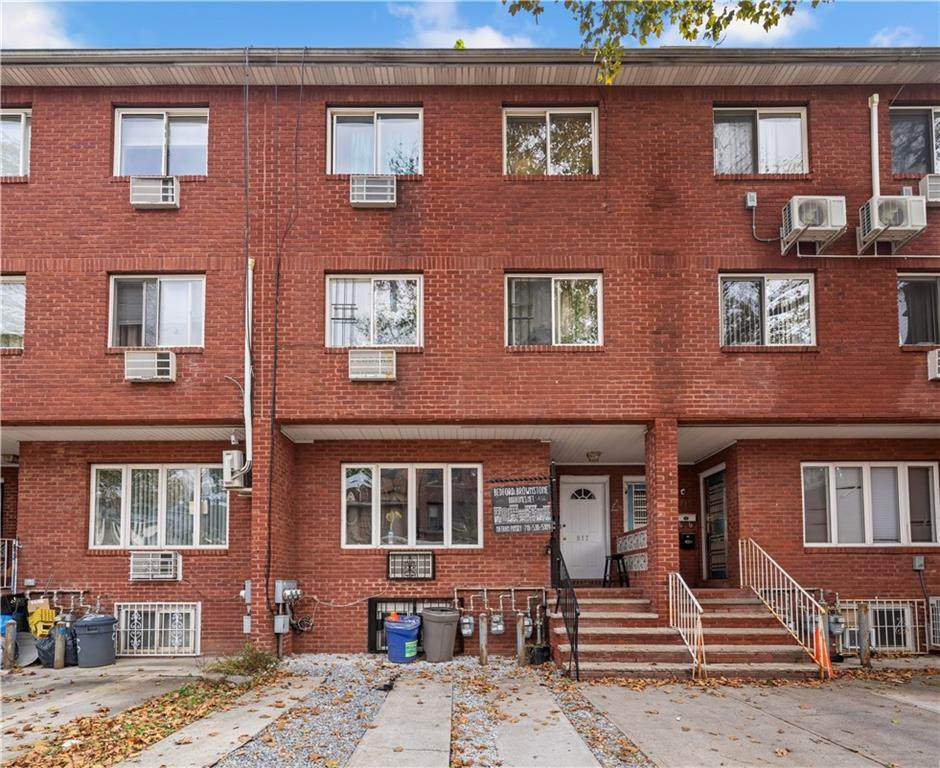 917 15th Street - Photo 1
