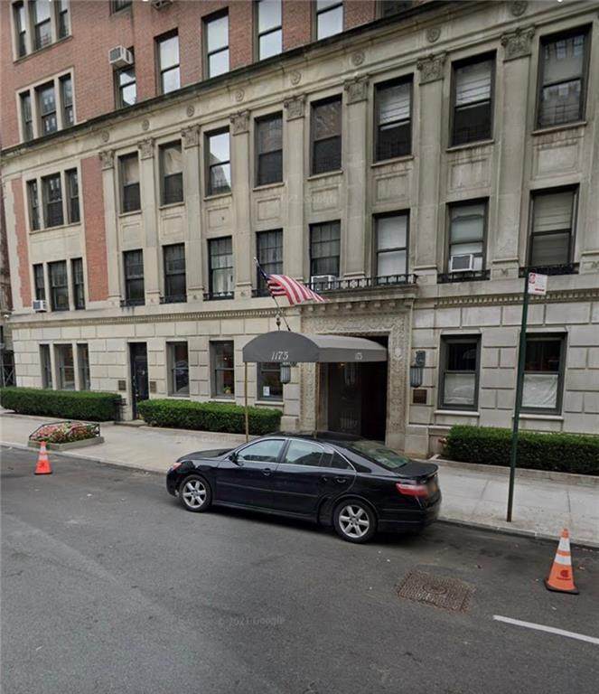 1175 Park Avenue - Photo 1