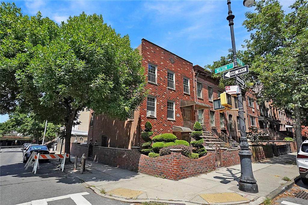 556 Clinton Street - Photo 1