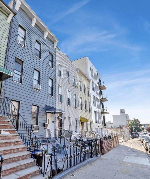144 14th Street - Photo 1