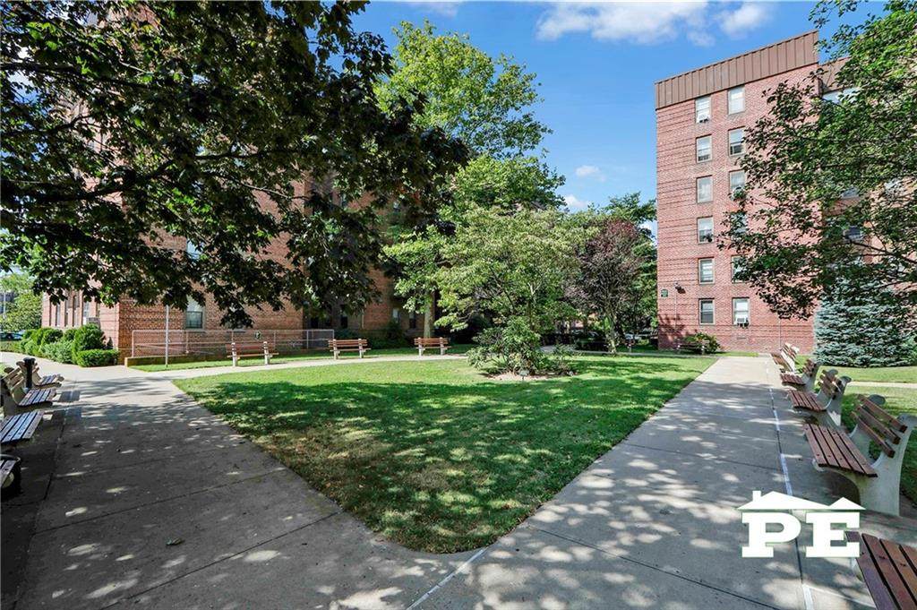 2140 Knapp Street - Photo 1