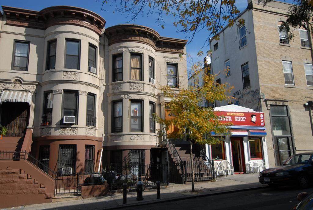 469 45th Street - Photo 1