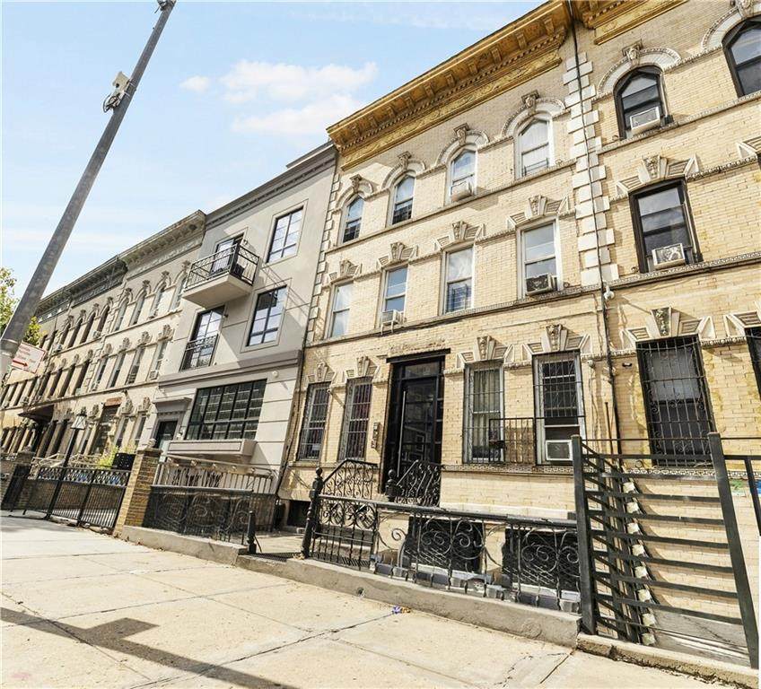 381 Sumpter Street - Photo 1