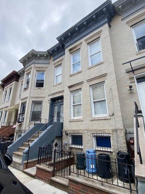74 Kermit Place - Photo 1