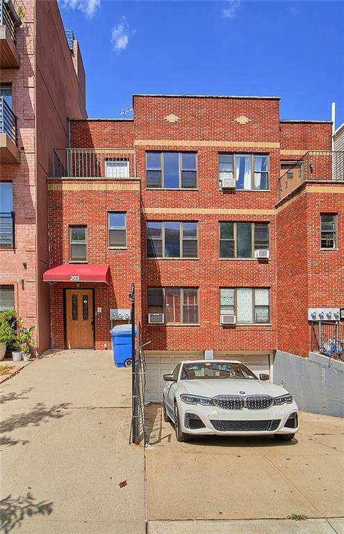 203 Chauncey Street - Photo 1