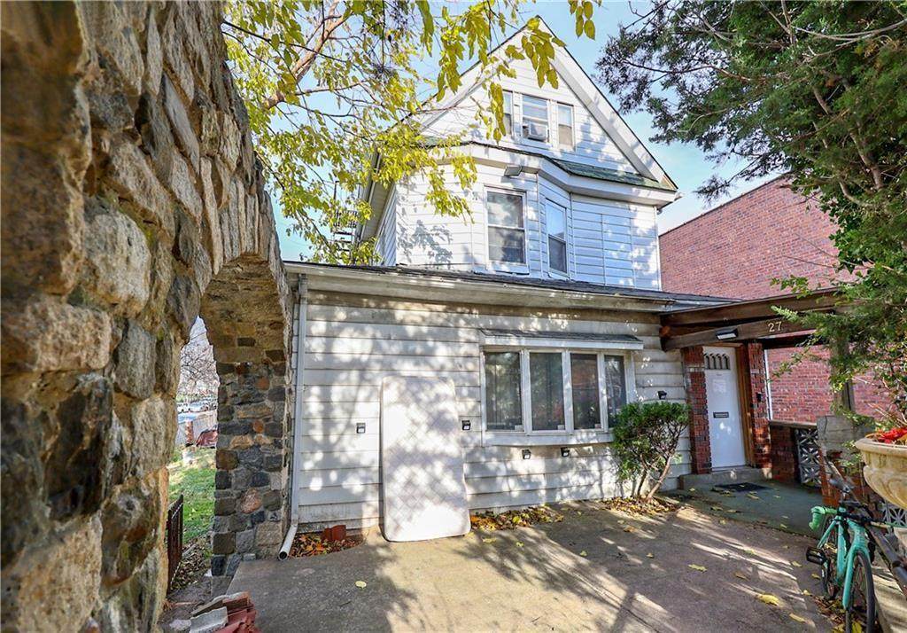 27 Avenue V - Photo 1