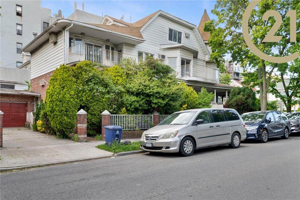 2024 Avenue L - Photo 1