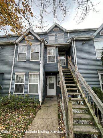 110 Pond Way - Photo 1