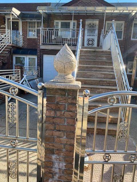 9820 Avenue M - Photo 1
