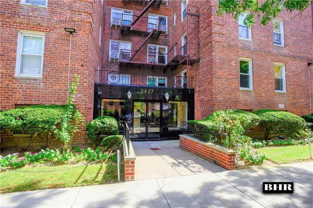 2427 29th Street - Photo 1