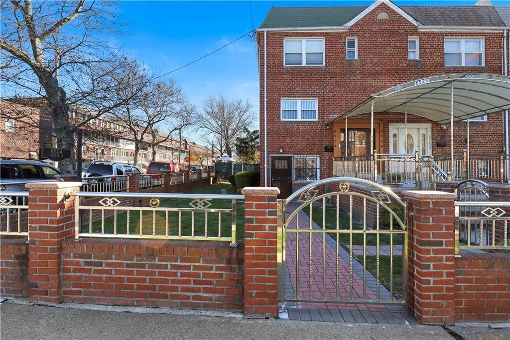 8524 Avenue N - Photo 1