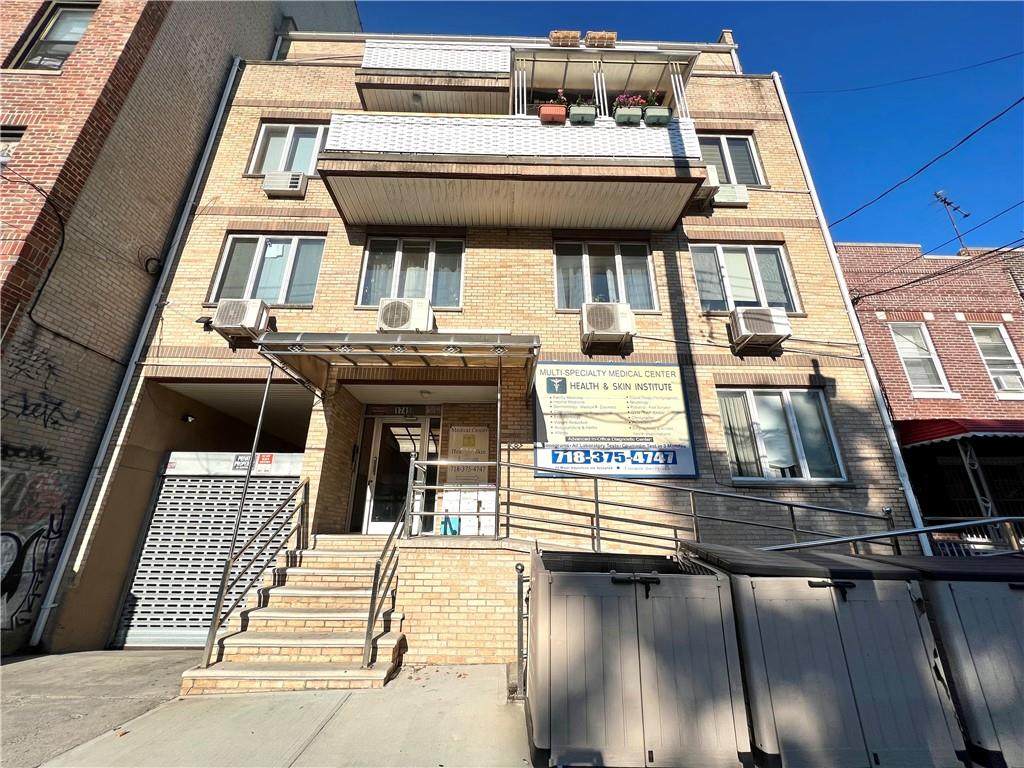 1749 16th Street - Photo 1