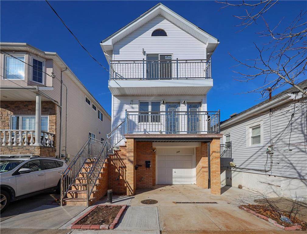 117 Winham Avenue - Photo 1