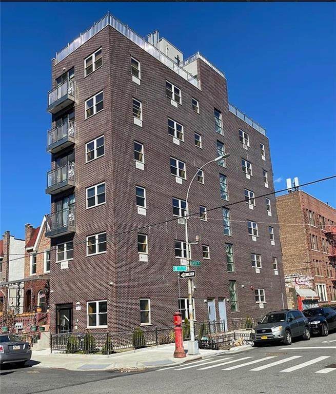 1683 7th Street - Photo 1