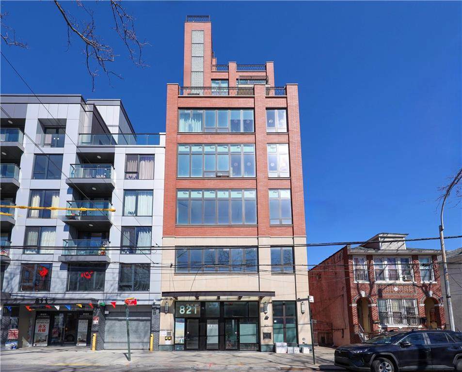 821 45th Street - Photo 1