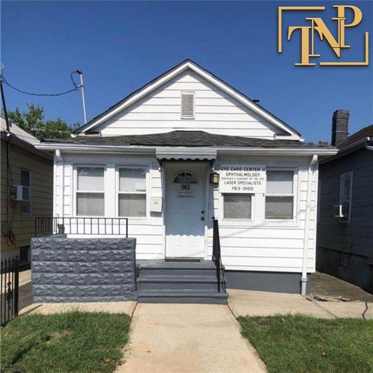 1983 Rockaway Parkway - Photo 1