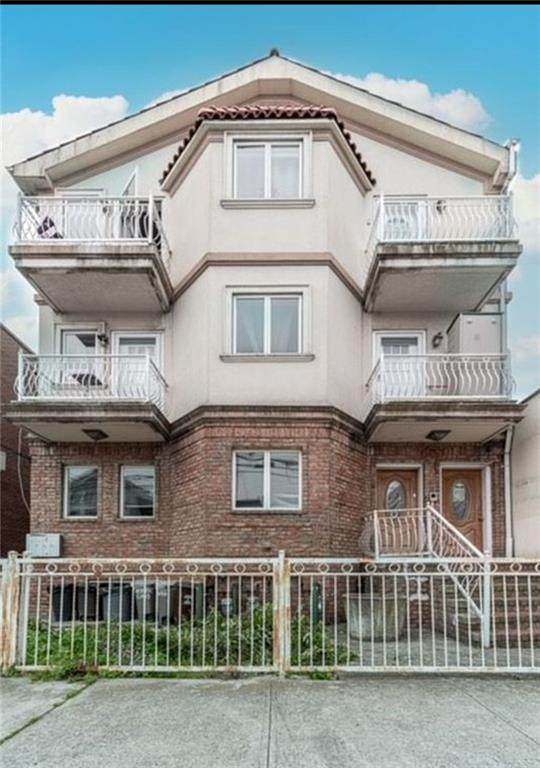2841 Ford Street - Photo 1