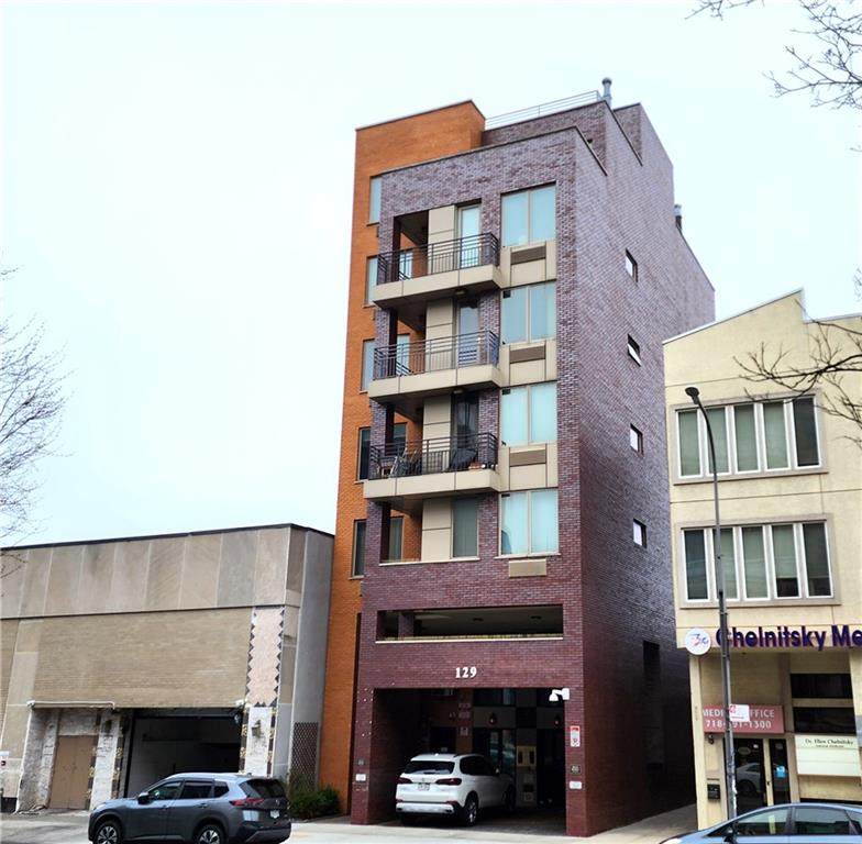 129 End Avenue - Photo 1