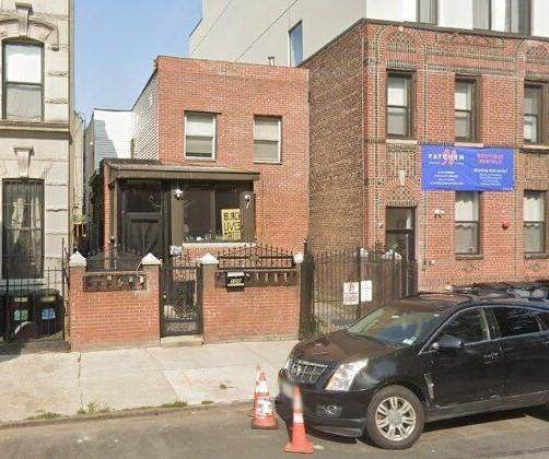 100 Patchen Avenue - Photo 1