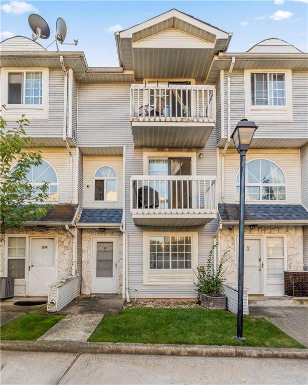 35 Country Drive - Photo 1