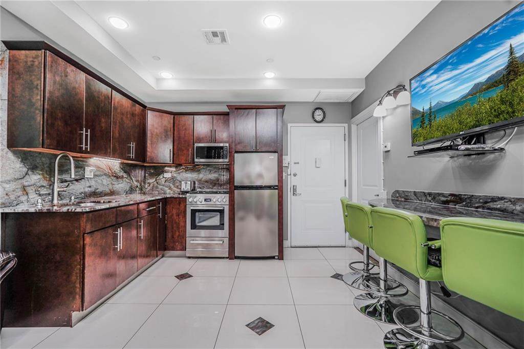 2113 Kings Highway - Photo 1