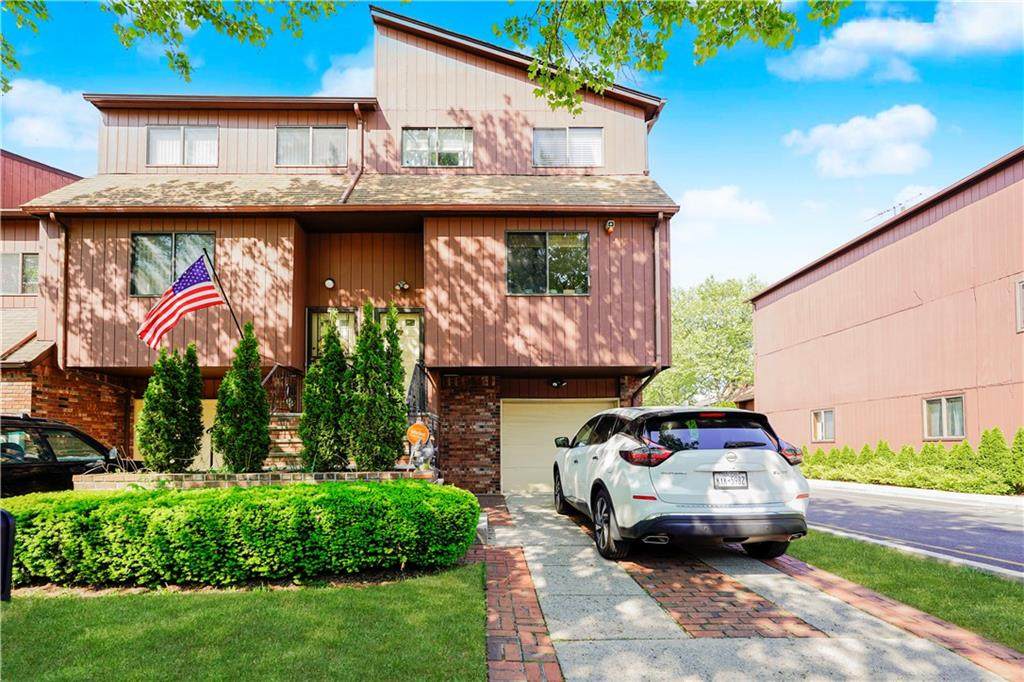 131 Stonegate Drive - Photo 1