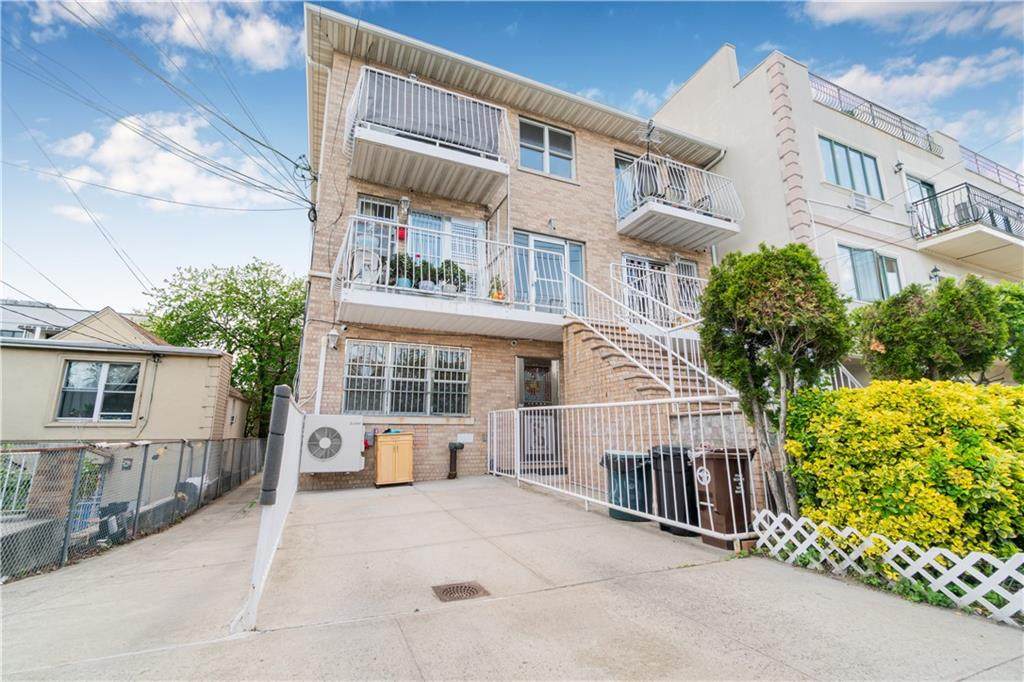 2546 Stillwell Avenue - Photo 1