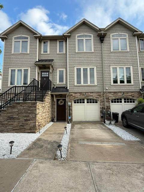 148 Roman Avenue - Photo 1