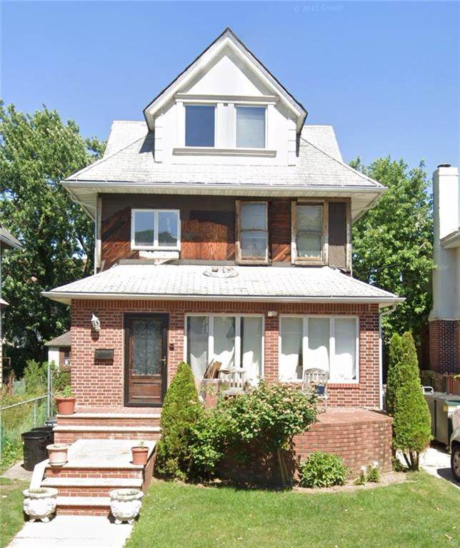 1579 28th Street - Photo 1