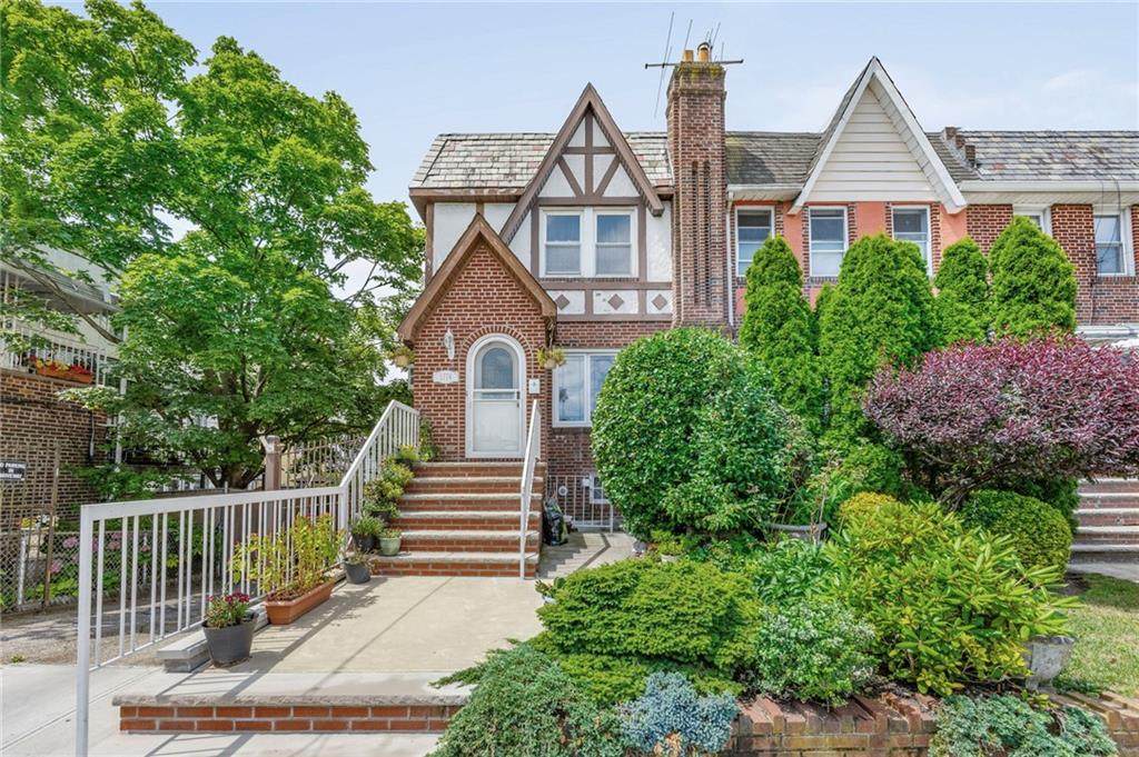 1774 32nd Street - Photo 1