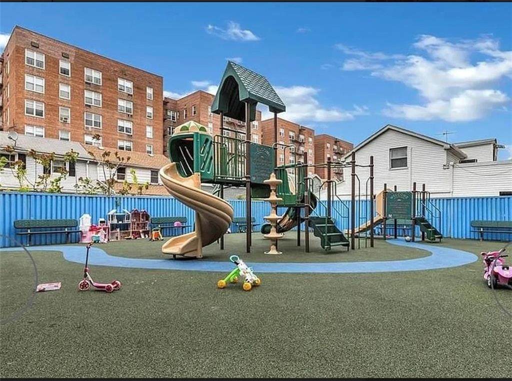 https://bt-photos.global.ssl.fastly.net/brooklyn/orig_boomver_1_494326-2.jpg